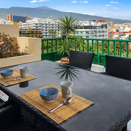 Apartamento Large Penthouse With Sunny Terrace